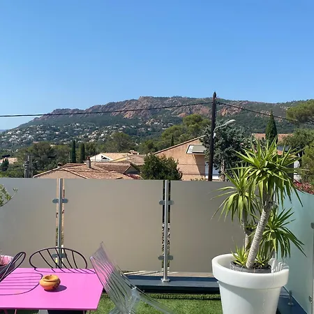 Maison Avec Piscine * Saint-Raphael (Var)