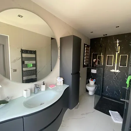 Maison Avec Piscine Villa Saint-Raphael (Var)